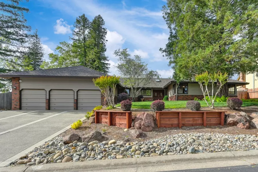 101 River Ridge WAY, Folsom, CA 95630