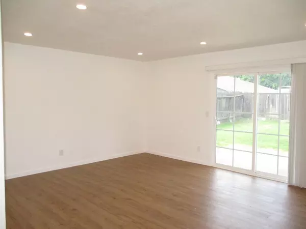 Sacramento, CA 95838,5 E Al CT