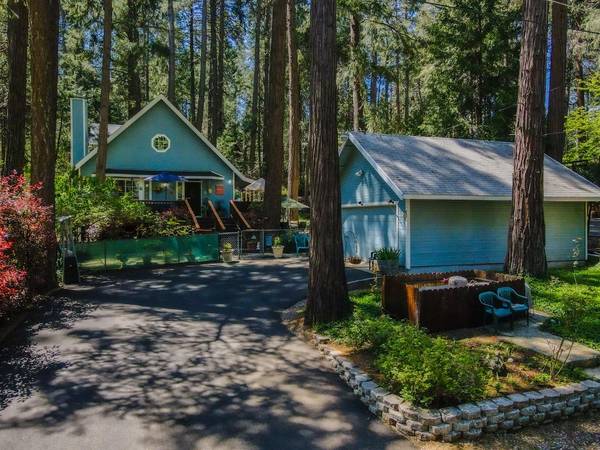 5538 Robinhood LN,  Pollock Pines,  CA 95726