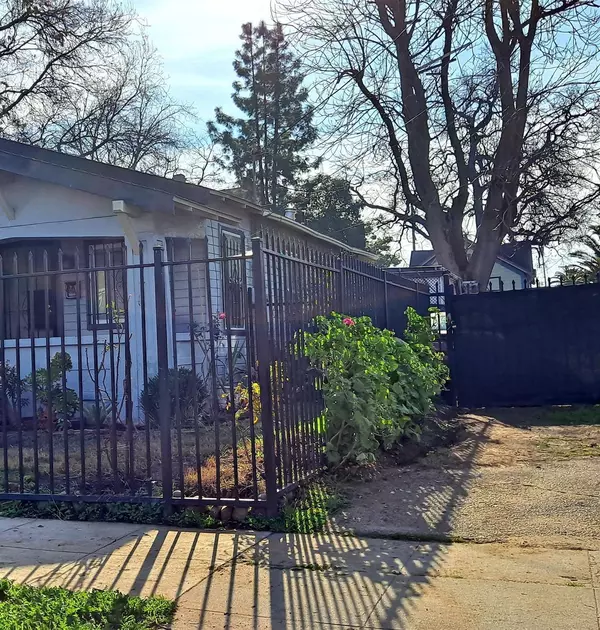 Stockton, CA 95202,228 E Rose ST