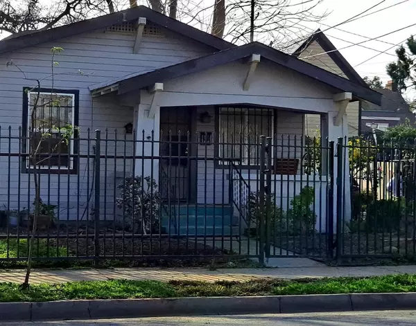 Stockton, CA 95202,228 E Rose ST
