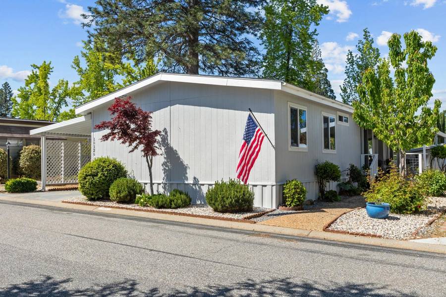 10126 Daisy King DR, Grass Valley, CA 95949