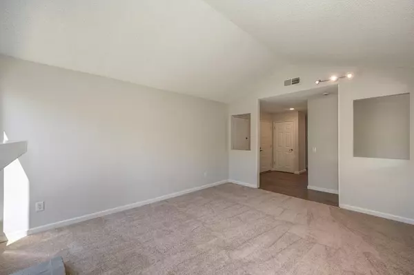 3621 Granby DR Sacramento, CA 95827