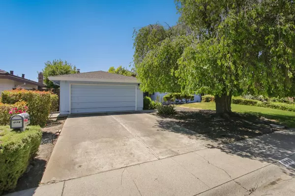 Sacramento, CA 95831,6990 Waterview WAY