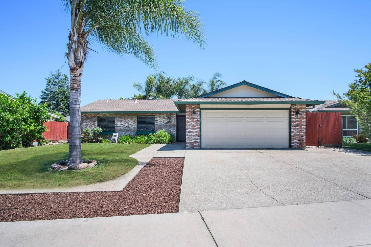 1030 Sonora AVE, Manteca, CA 95337