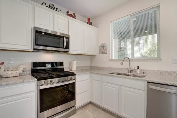 3065 Wading River WAY Sacramento, CA 95835