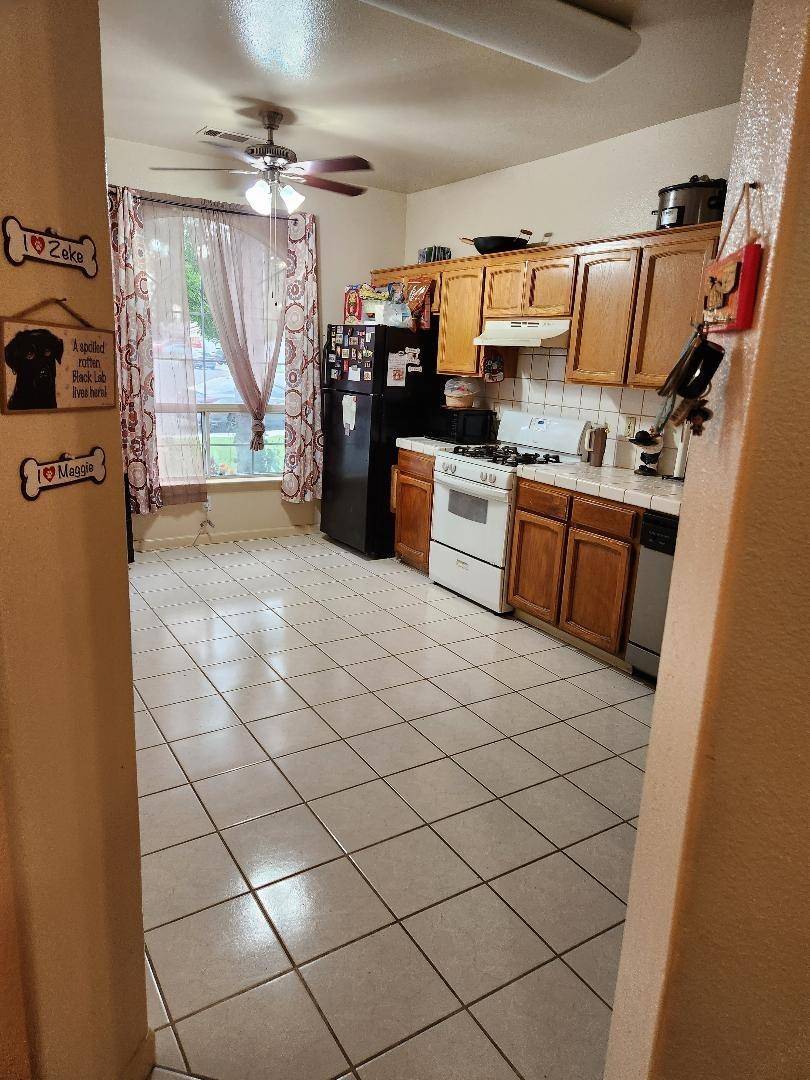 Los Banos, CA 93635,350 N Santa Clara ST