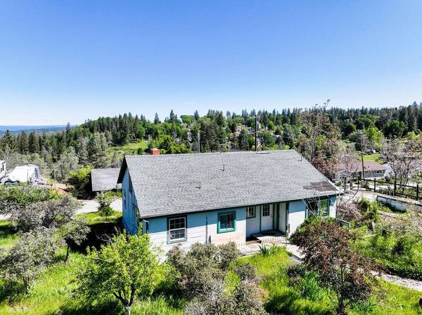 2694 Ridge RD, Grass Valley, CA 95945