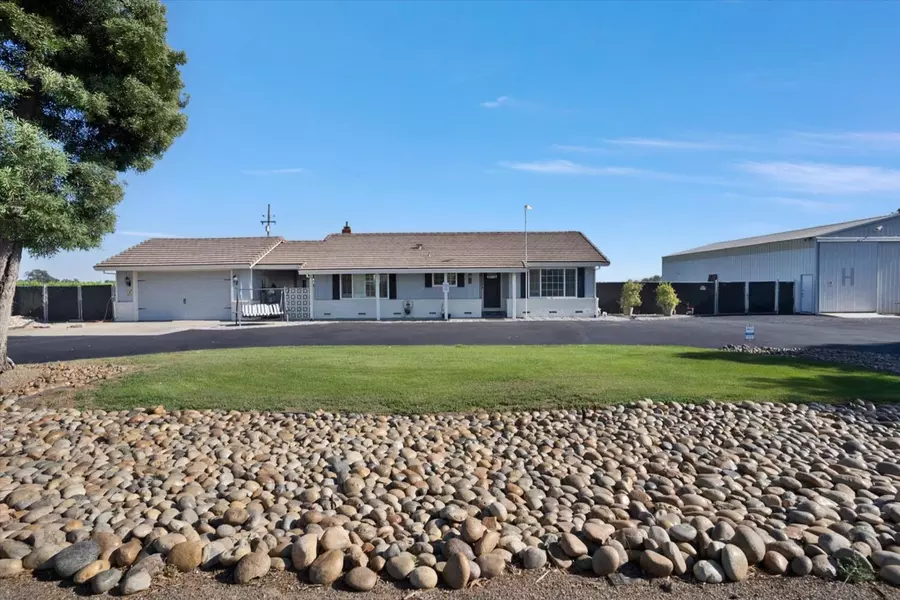 7920 E orchard, Acampo, CA 95220