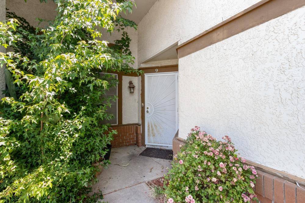 Sacramento, CA 95823,9 Windbrook CT