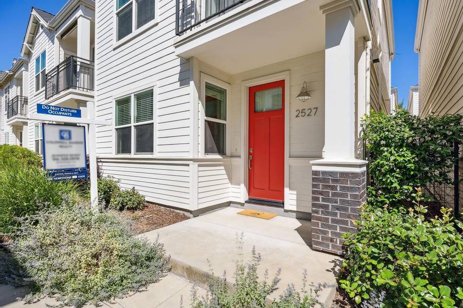 2527 Rice Alley, Sacramento, CA 95816