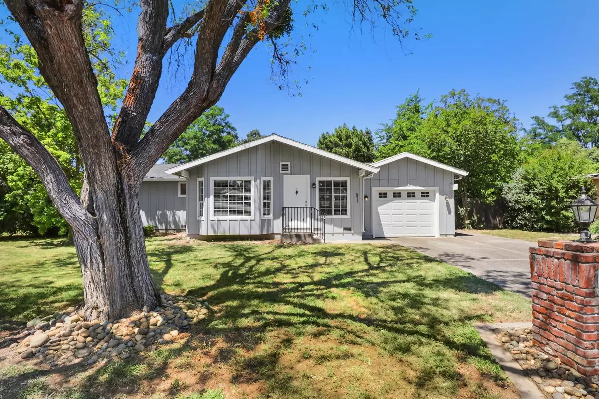 Carmichael, CA 95608,4813 Saint Lynn LN