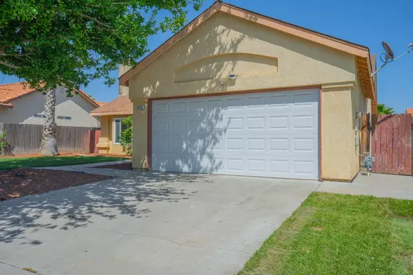 Los Banos, CA 93635,834 La Cresta CT