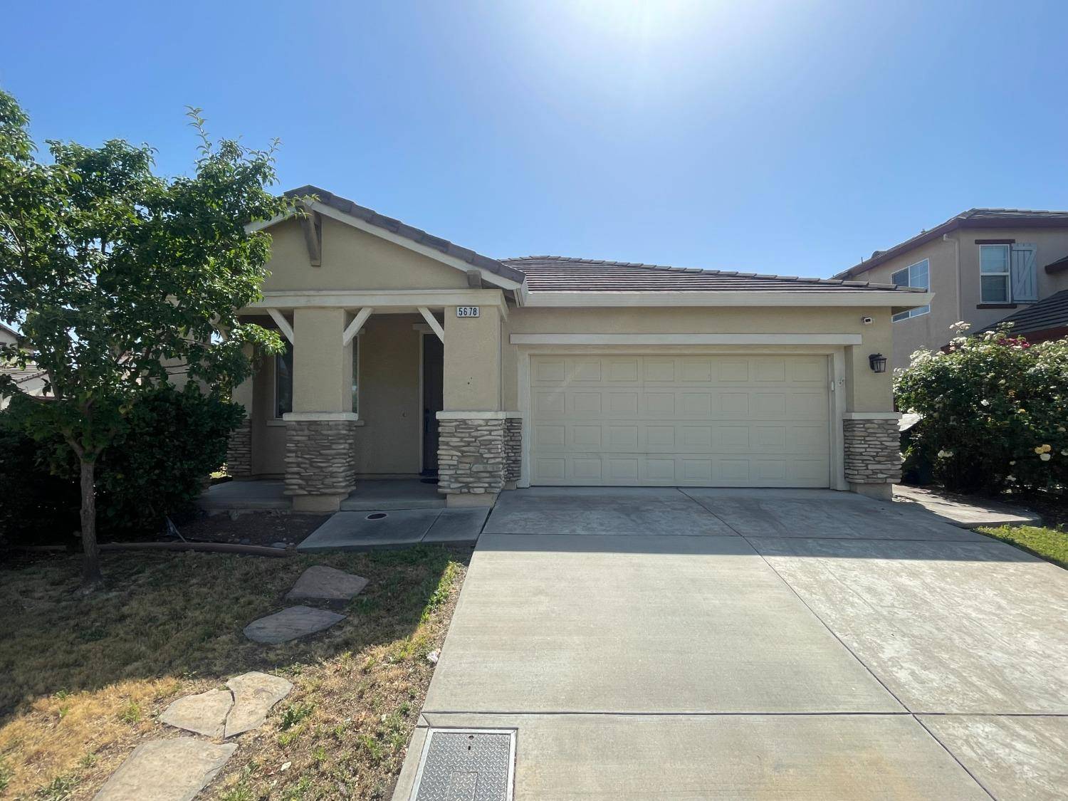 Sacramento, CA 95835,5678 La Casa WAY