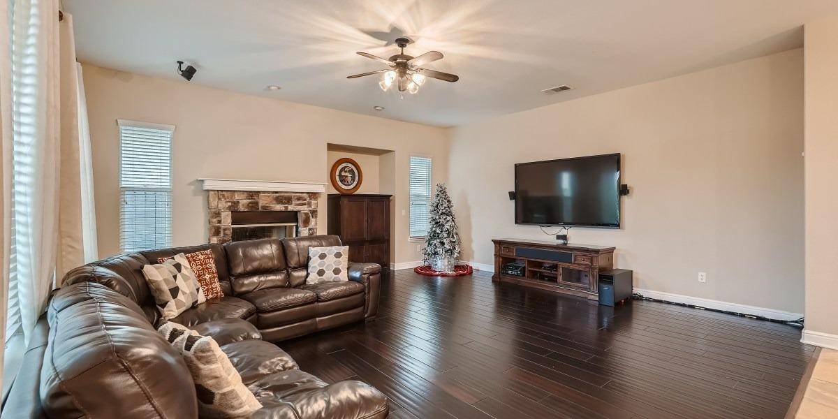 Sacramento, CA 95835,5693 Northborough DR