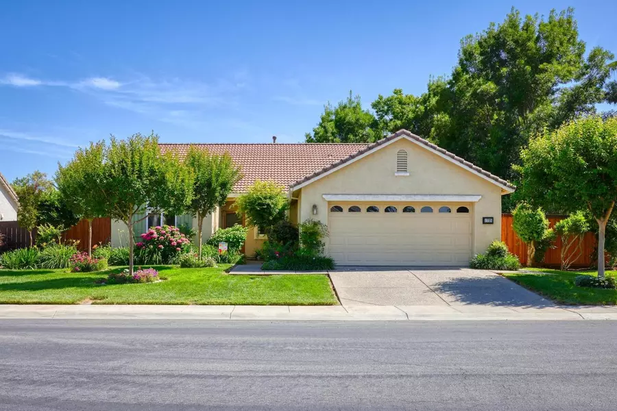 1725 White Mallard CT, Gridley, CA 95948