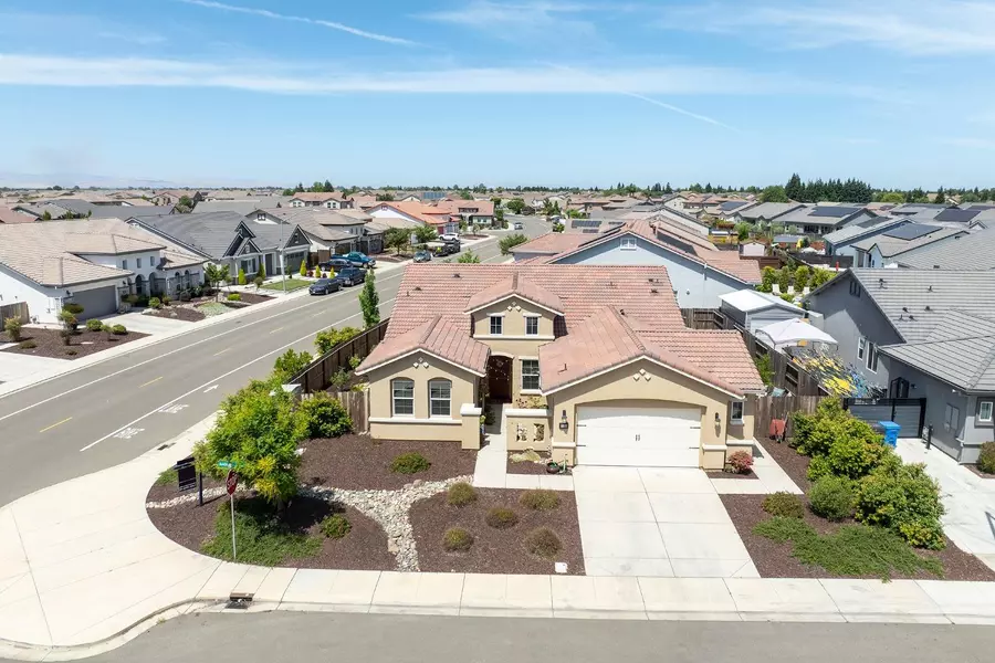 2185 Antinori WAY, Manteca, CA 95337