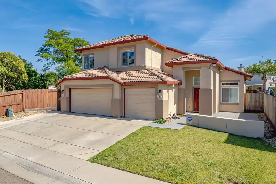 9644 Fetlock WAY, Elk Grove, CA 95624