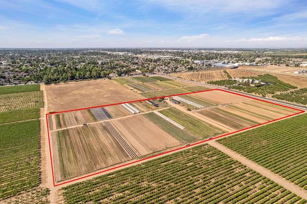 13101 N West LN, Lodi, CA 95240