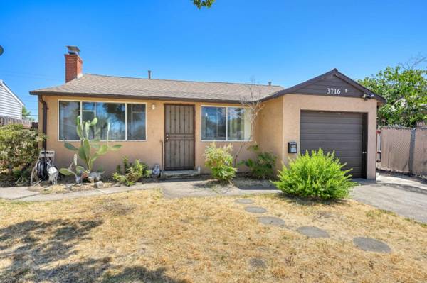 3716 A ST, North Highlands, CA 95660