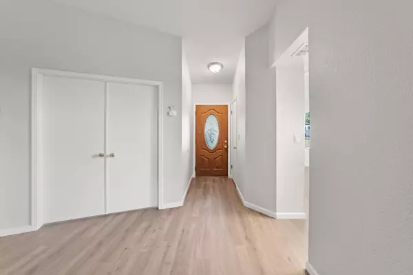 Sacramento, CA 95841,5012 Palm AVE