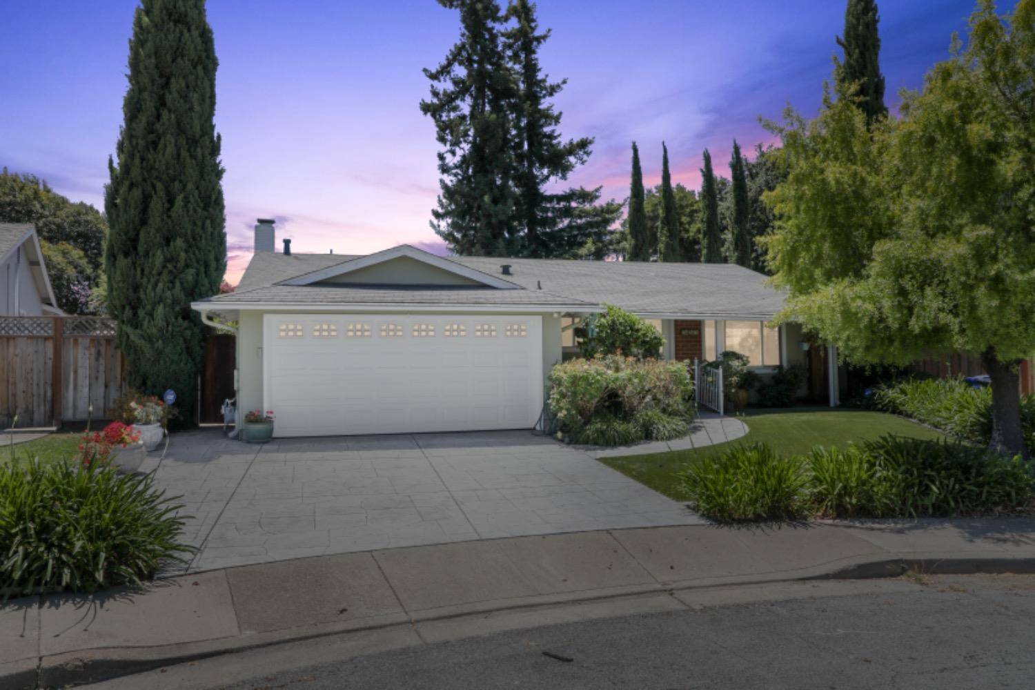 Fremont, CA 94555,34243 Newton PL
