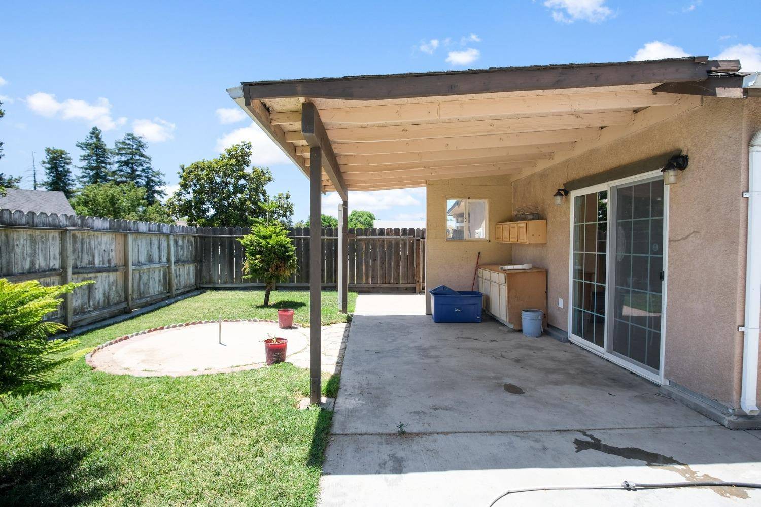 Livingston, CA 95334,1435 Chablis CT