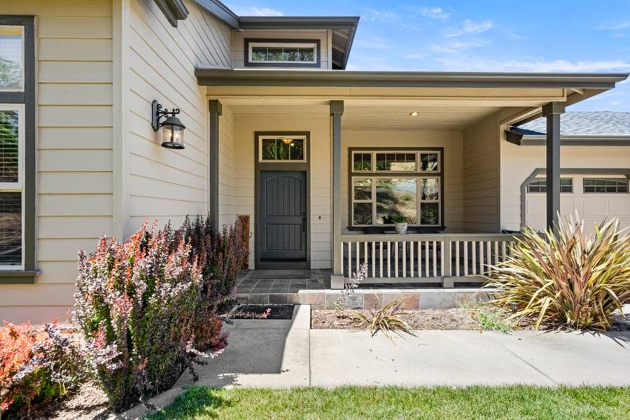 385 Sutter Crest E., Sutter Creek, CA 95685