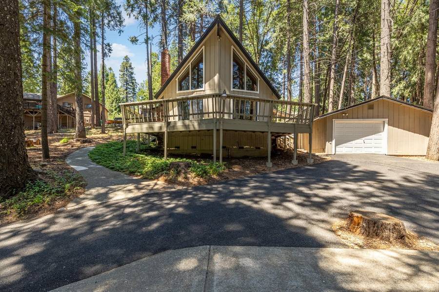 3265 Hazel ST, Pollock Pines, CA 95726