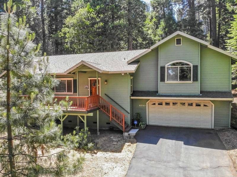 6797 Diamond DR, Pollock Pines, CA 95726