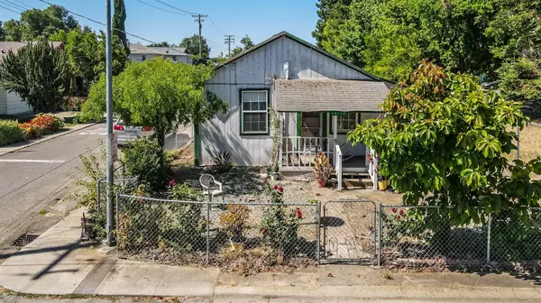 Walnut Grove, CA 95690,14112 Grove ST