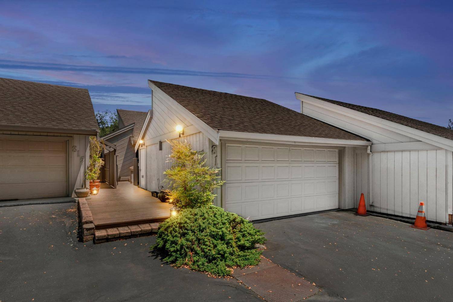 813 Auburn Ravine RD, Auburn, CA 95603