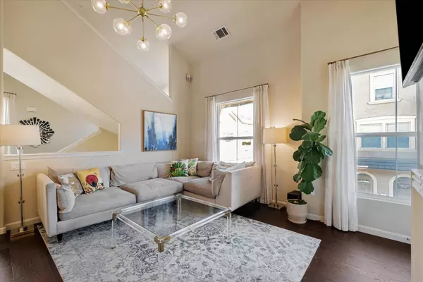 West Sacramento, CA 95691,1300 Milano DR #1