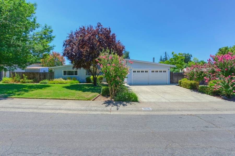 8128 Molokai WAY, Fair Oaks, CA 95628