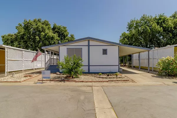 Wheatland, CA 95692,202 Webb DR #17