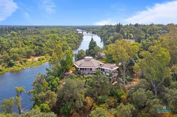 8147 River Front LN, Fair Oaks, CA 95628