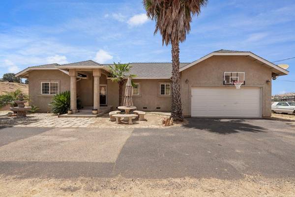 9573 Dolorosa ST, La Grange, CA 95329