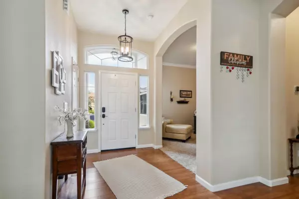 Sacramento, CA 95829,8240 Grapeman CT