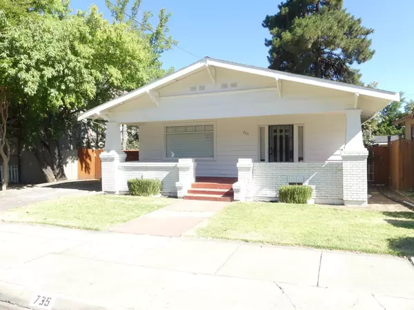 735 W Acacia ST, Stockton, CA 95203
