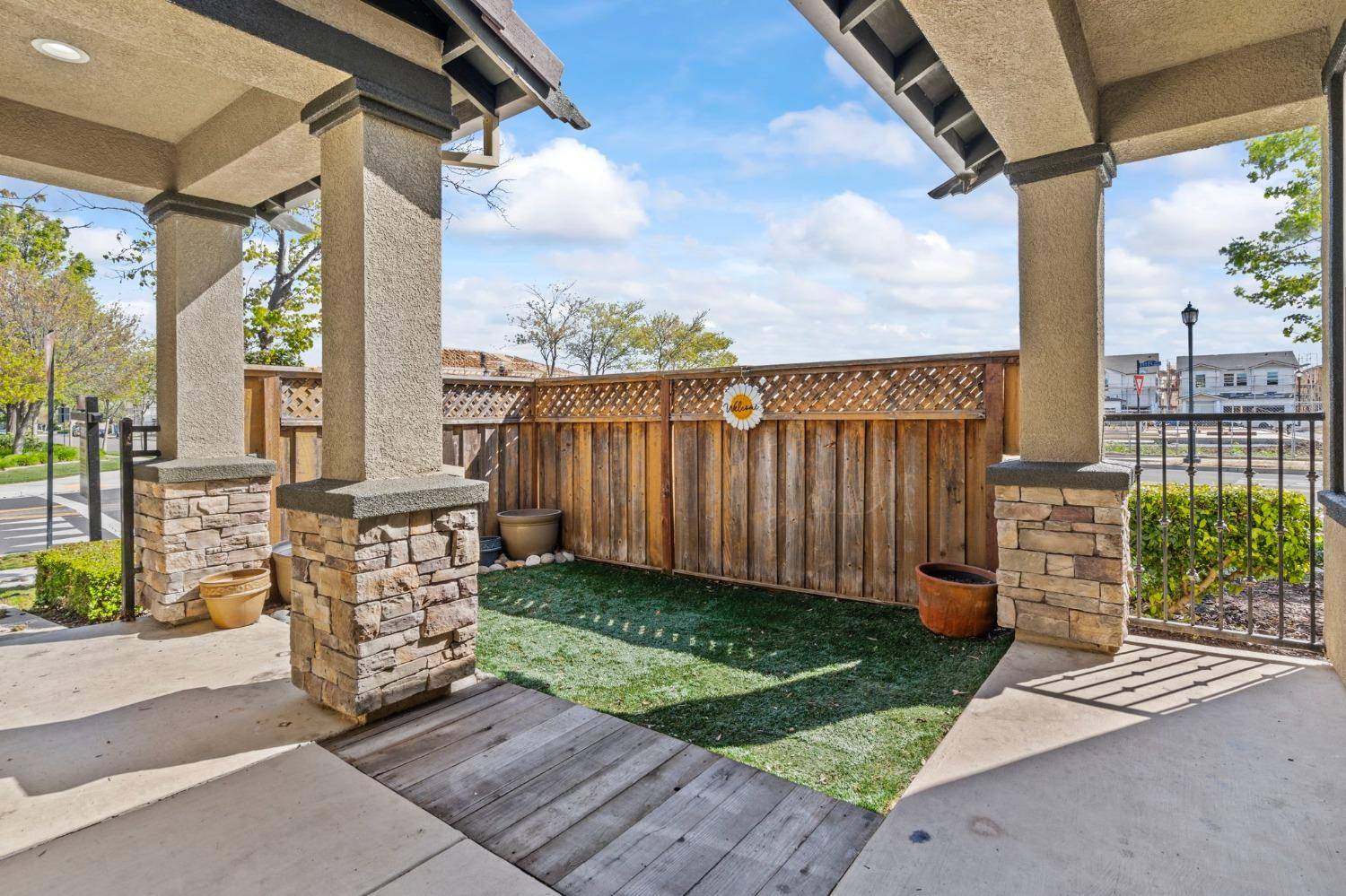 Mountain House, CA 95391,150 W Moraga ST