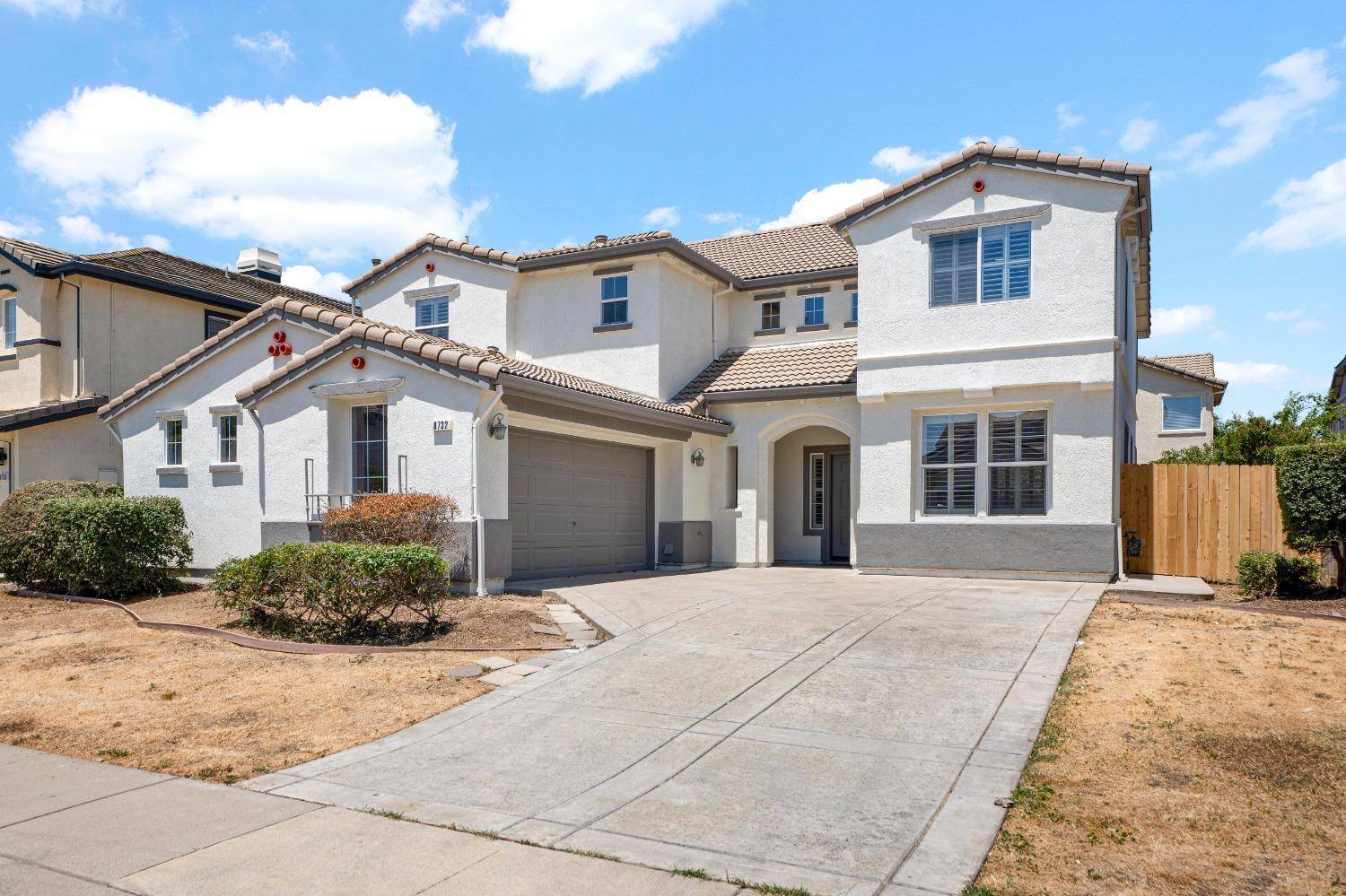 Elk Grove, CA 95624,8732 Blue Maiden WAY