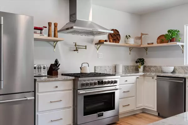 Sacramento, CA 95821,3300 Whitney AVE