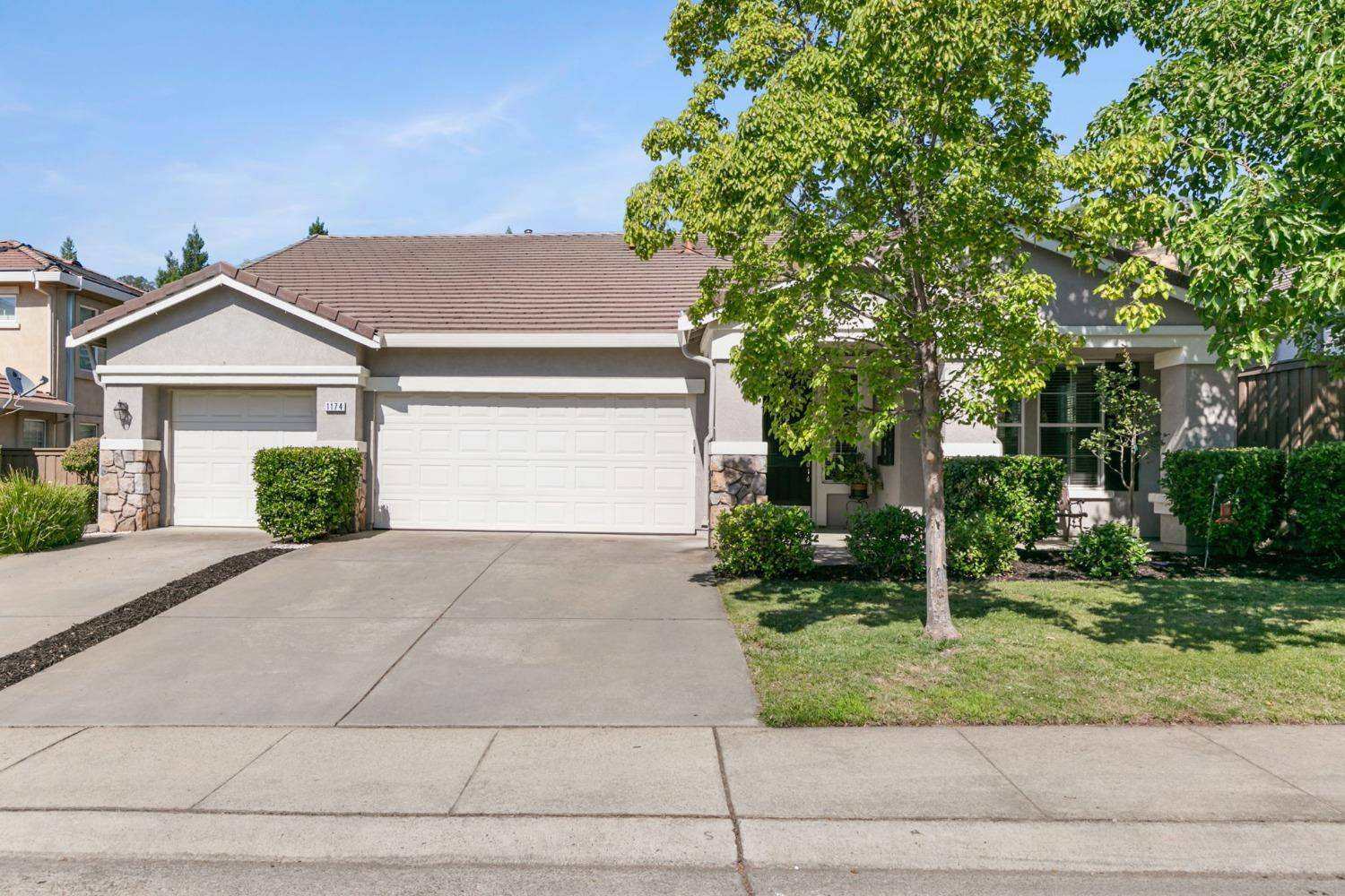 Folsom, CA 95630,1174 Galston DR