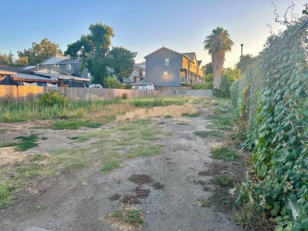 446 4th ST, Woodland, CA 95695