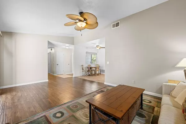 Sacramento, CA 95828,7312 Sunsilver LN