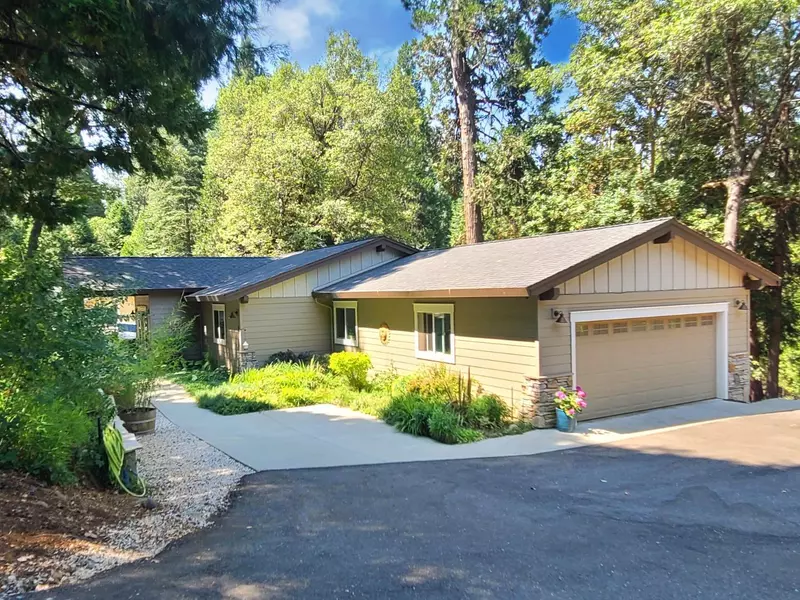 2918 Madrone, Camino, CA 95709