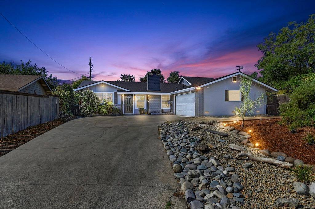 1208 Palm AVE, Roseville, CA 95661