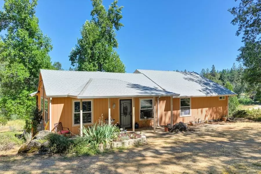 16736 Colfax Hwy, Grass Valley, CA 95945