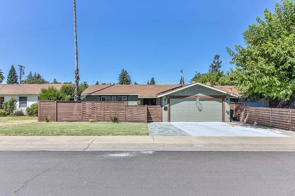 1108 fairfield AVE, Roseville, CA 95678