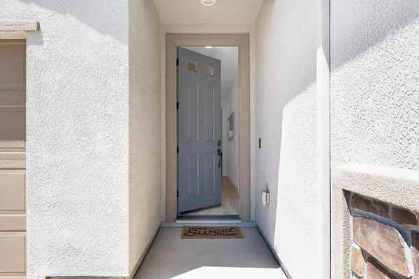 Sacramento, CA 95829,7611 Blue Bell CIR